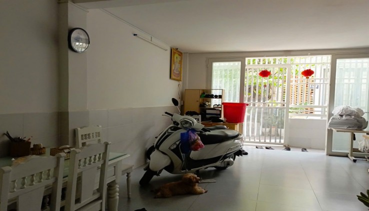 BÁN NHÀ 2 TẦNG QUẬN 12 GIÁ CHỈ 3 TỶ, TIẾP GIÁP GÒ VẤP, 40M2, HẺM XE HƠI. SÁT MẶT TIỀN ĐƯỜNG TTH 21